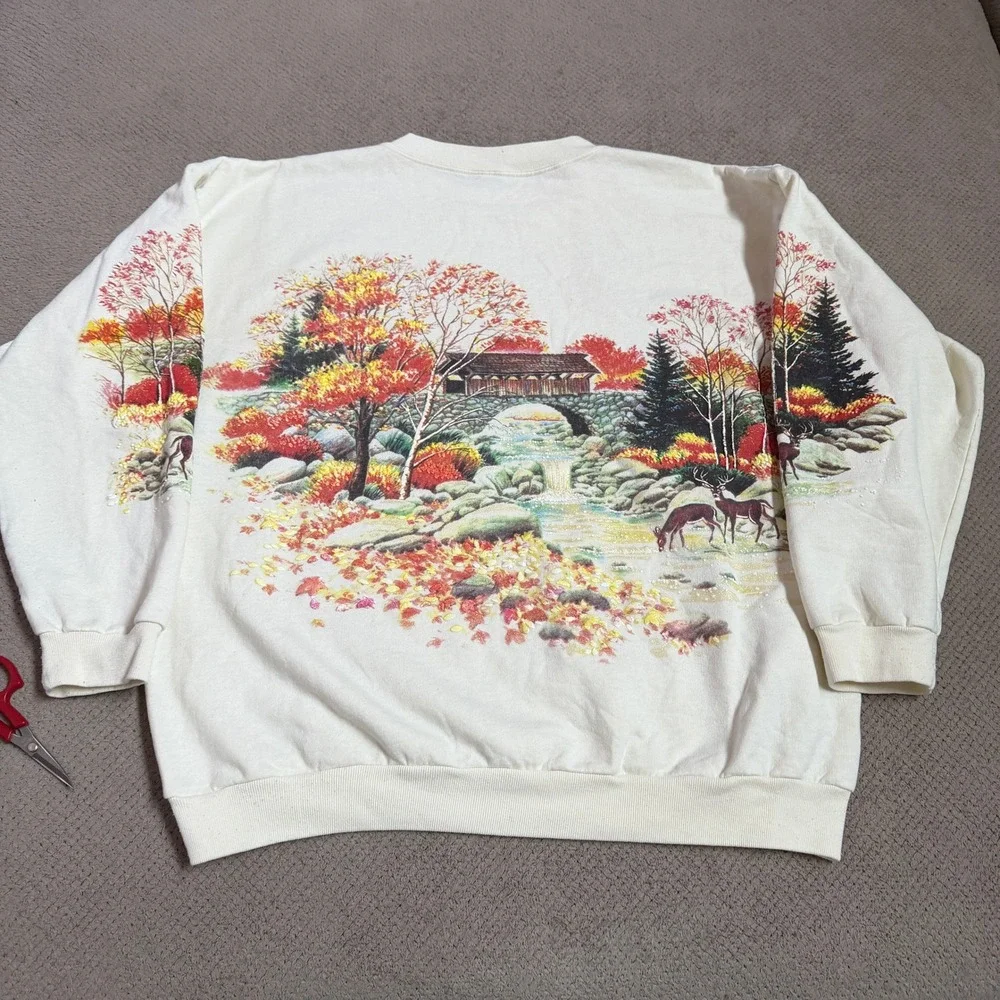 Vintage 1990s Nature Scene Deer Covered Bridge Sweatshirt Cream XL